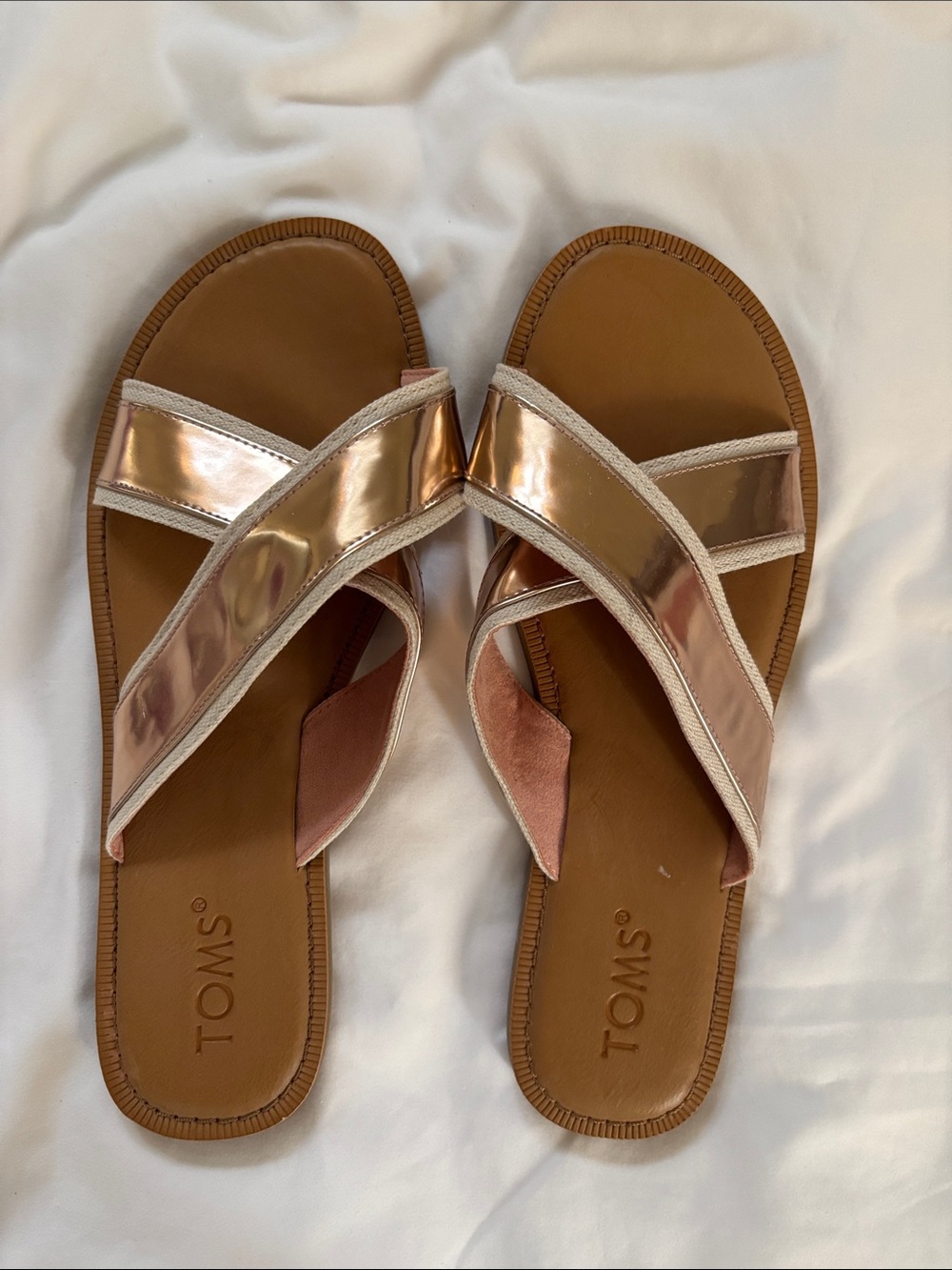 TOMS Women's Metallic Rose Gold Crisscross Sandals